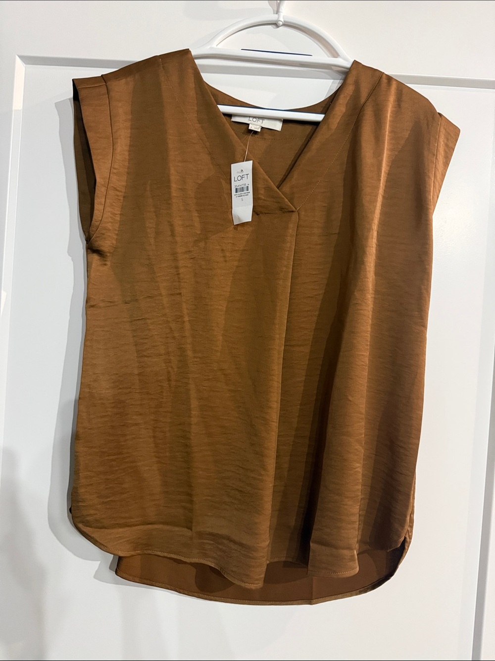LOFT Sleeveless V-Neck Blouse in Chestnut Brown
